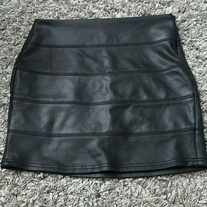 Bodycon leather skirt